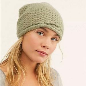 NWT - Free People Dreamland Knit Beanie